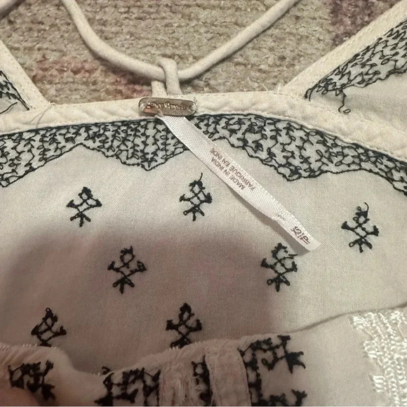 Free People Wild One Embroidered Top in Ivory size XS - Picture 8 of 16